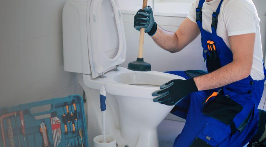 Expert burst pipe repair services in Bowdon, ND